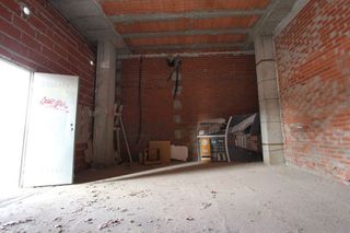 Local comercial en venta en Universidad en Ávila