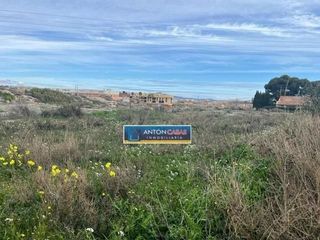 Terreno en venta en Novelda