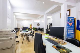 Local comercial en venta en Centro - La Vega Alta en Arrecife