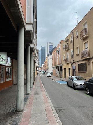 Garaje en venta en Almenara en Madrid