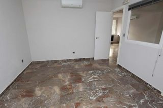 Oficina en venta en Santa Marina - La Paz en Badajoz