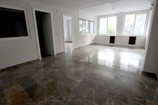 Oficina en venta en Santa Marina - La Paz en Badajoz