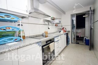 Piso en venta en Benicalap en Valencia