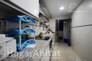 Piso en venta en Benicalap en Valencia