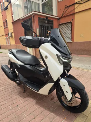 Yamaha NMAX 125 2025 - 10.000 km