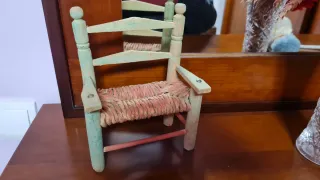 Sillas Miniatura para Muñecas