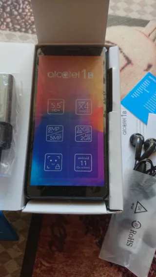 Alcatel 1B Negro