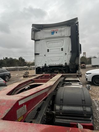 Mercedes-Benz Actros 1845 2013