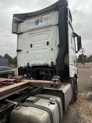 Mercedes-Benz Actros 1845 2013