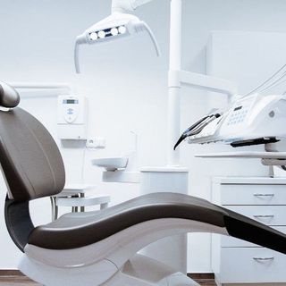 Local comercial en venta en San Isidro - Los Almendros en Alcalá de Henares