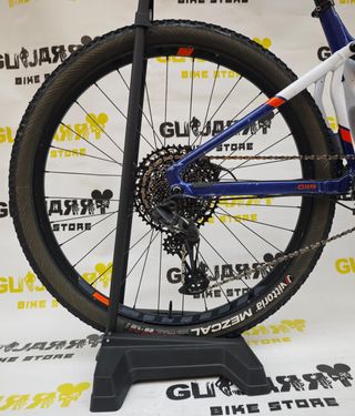 MONDRAKER SUPERFOXY