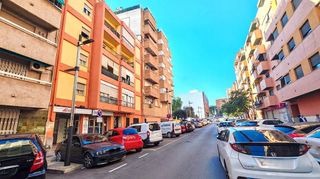 Piso en venta en Zona Avenida al Vedat en Torrent