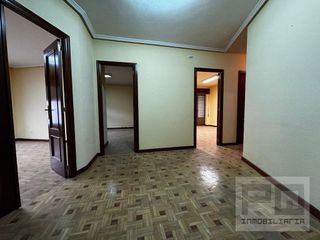 Piso en venta en Centro en Ávila