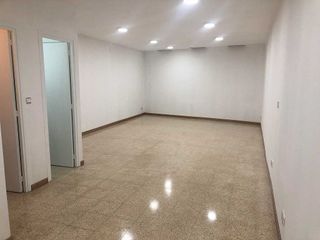 Local comercial en alquiler en Sant Esteve Sesrovires