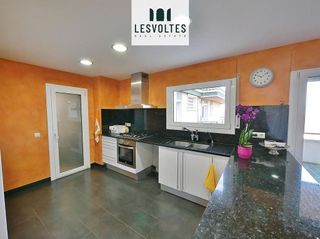 Piso en venta en Bisbal d´Empordà, La