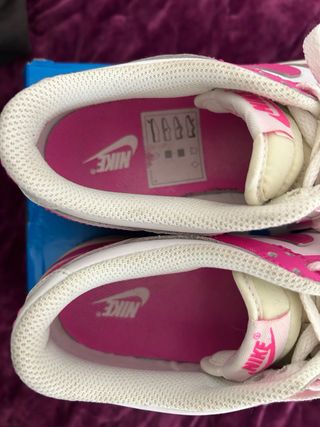 Nike Dunk Low Rosas y Blancas