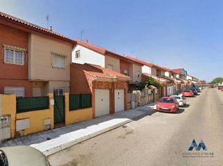 Casa adosada en venta en Seseña Nuevo en Seseña