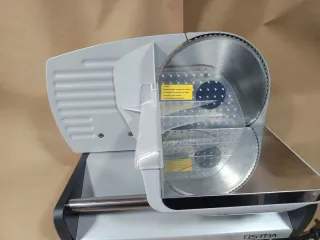 Cortadora de fiambre OSTBA