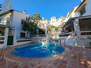 Casa adosada en venta en Centro en Torremolinos