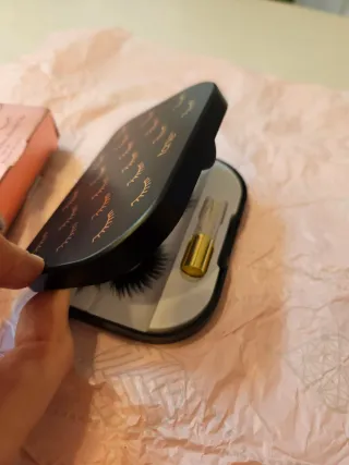 Tarte Pestañas Postizas y Caja Almacenamiento