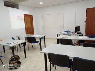 Local comercial en alquiler en Zona de la Vega en Antequera