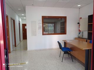 Local comercial en alquiler en Zona de la Vega en Antequera