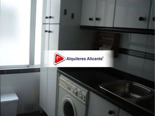 Piso en alquiler en Mercado en Alicante