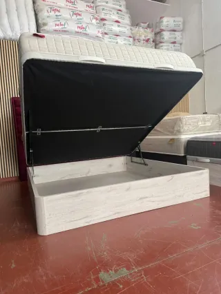 Cama King size  180x200, PIKOLIN EXPOSICIÓN