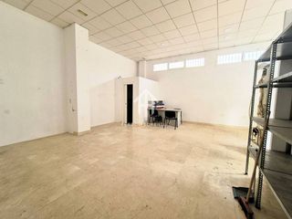 Local comercial en alquiler en Loja