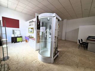 Local comercial en alquiler en Loja