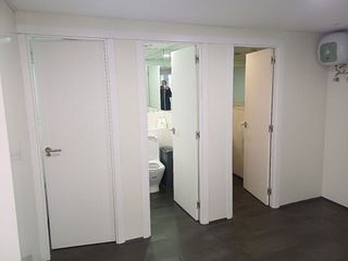 Oficina en alquiler en Tres Olivos - Valverde en Madrid