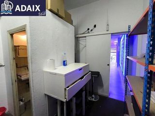 Local comercial en alquiler en Cuatro Caminos - Plaza de la Cubela en Coruña (A)