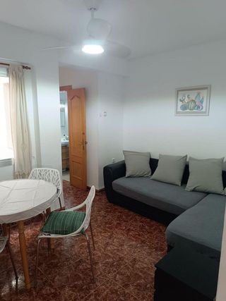 Piso en alquiler en Ciudad Jardín - Tagarete - El Zapillo en Almería