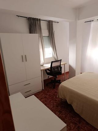 Piso en alquiler en Ciudad Jardín - Tagarete - El Zapillo en Almería