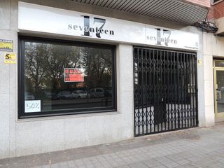 Local comercial en alquiler en Universidad en Ciudad Real