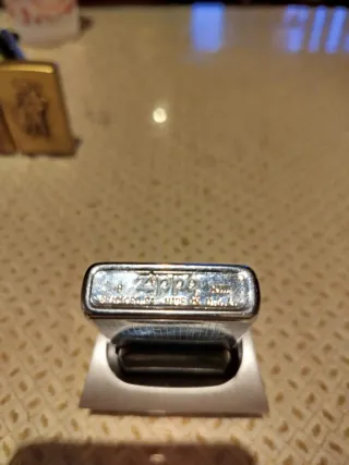 Coppia di accendini Zippo per uomini e donne