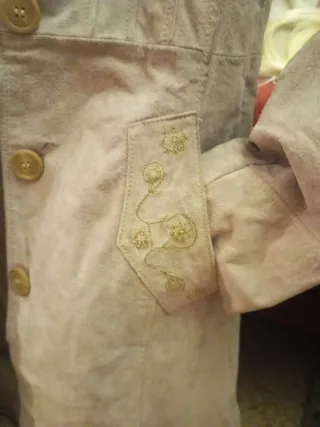 Chaqueta tres cuartos piel vuelta Bershka  M, Acol