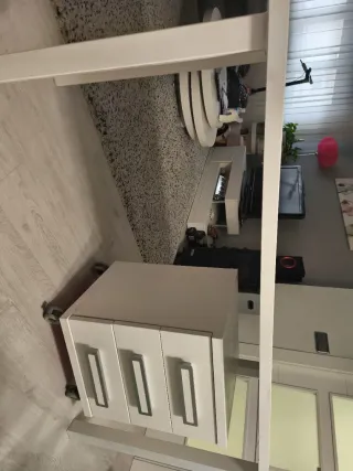 Scrivania bianca 1,35 x 0,54 m con cassettiera bianca