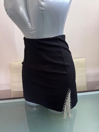 Mini Falda Negra Pedrería Talla XS