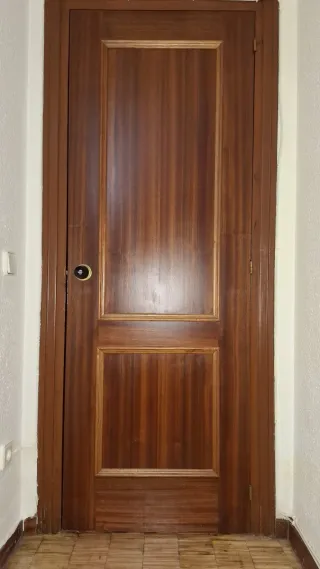 10 Puerta de madera