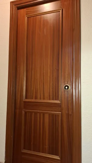 10 Puerta de madera