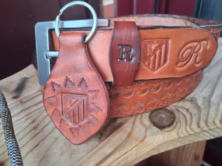 Cinturones artesanales únicos de cuero