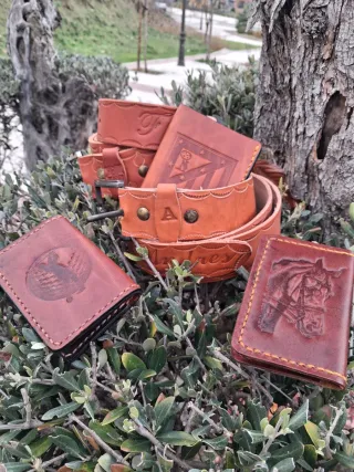 Cinturones artesanales únicos de cuero