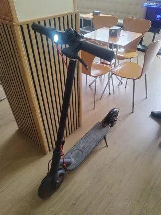 Patinete eléctrico plegable