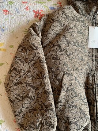 Chaqueta Zara acolchada jacquard (T. L)