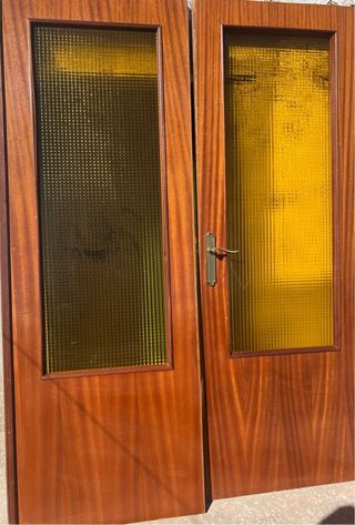 Puertas de madera (varias)