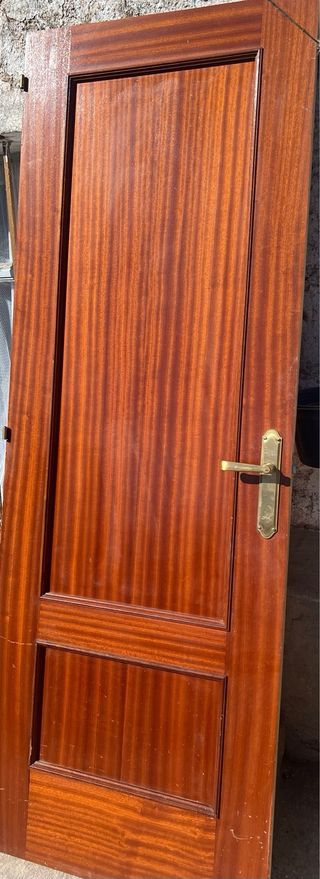 Puertas de madera (varias)