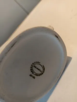 Figura porcelana niño flautista 16x8