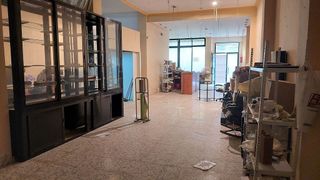 Local comercial en venta en Zona Hispanidad-Vivar Téllez en Vélez-Málaga