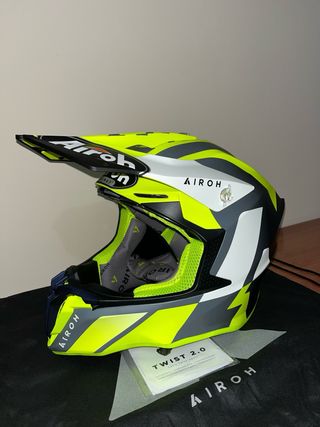 Casco Airoh Twist 2.0 Lift Nuevo a estrenar
